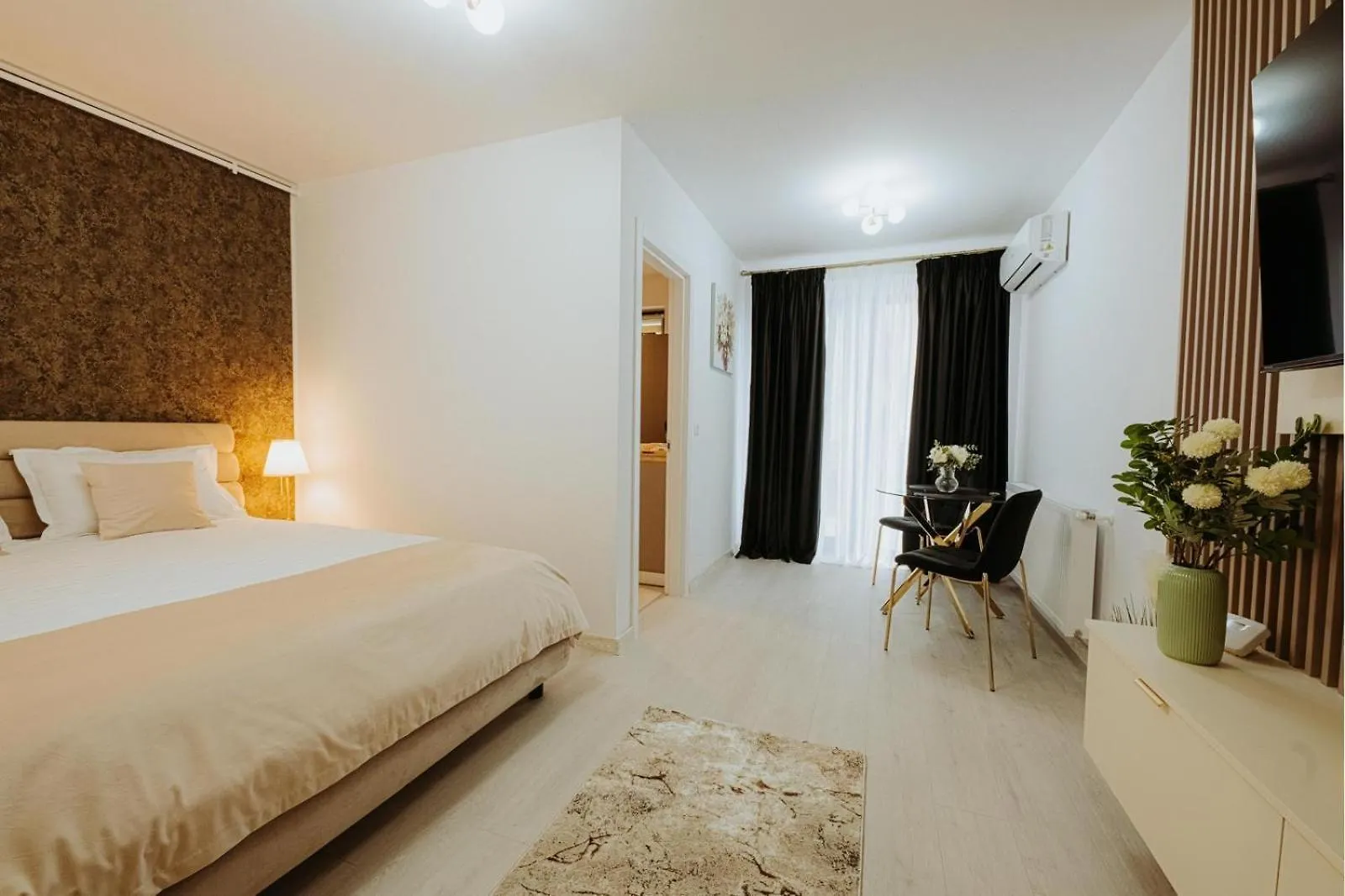 Mara Studio Hills Bucharest
